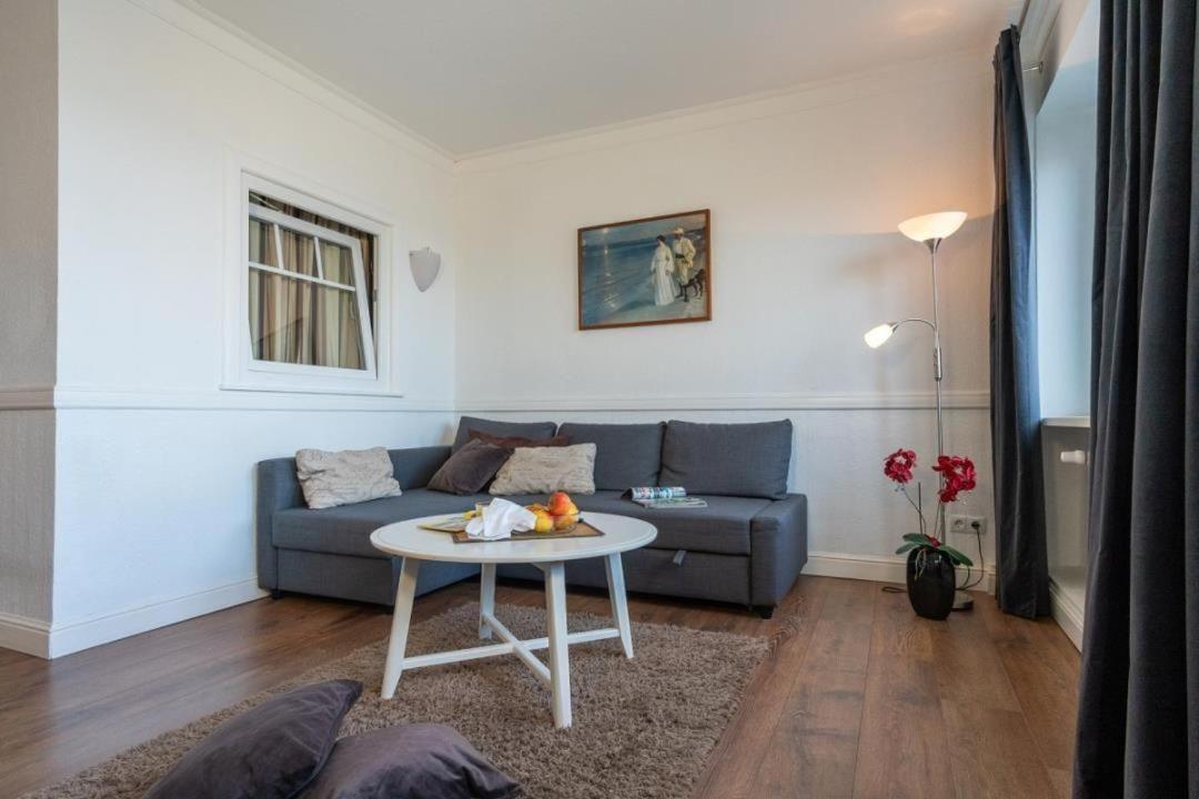 Strandhotel-Heiligenhafen-Wohnung-120-Wellenreiter-Typ-Ii Eksteriør billede